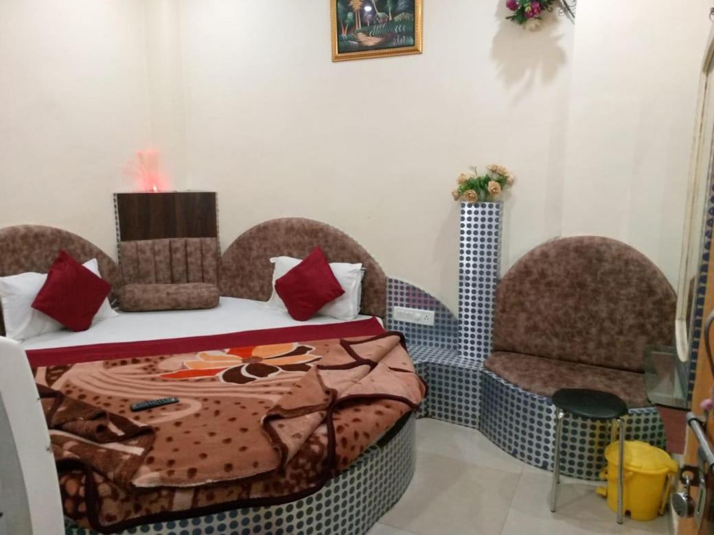 Hotel Amar Palace Pachmarhī Exteriör bild