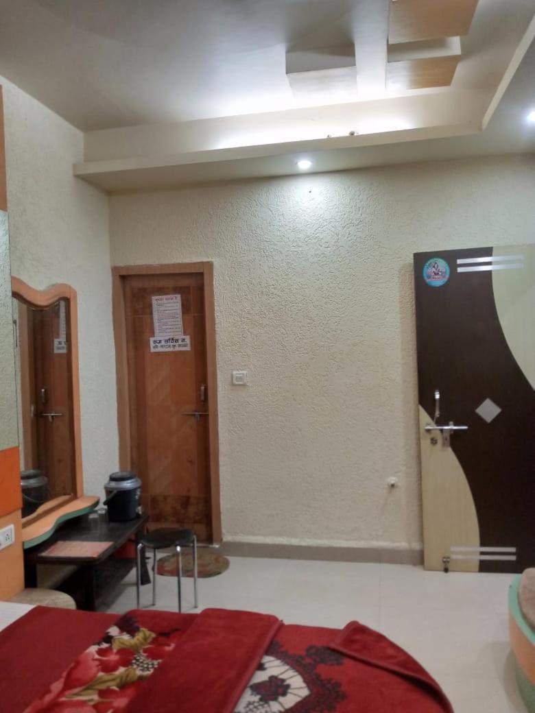 Hotel Amar Palace Pachmarhī Exteriör bild